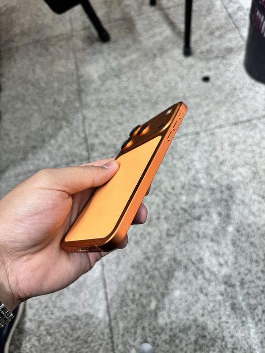 iPhone 17 pro 64 gbb