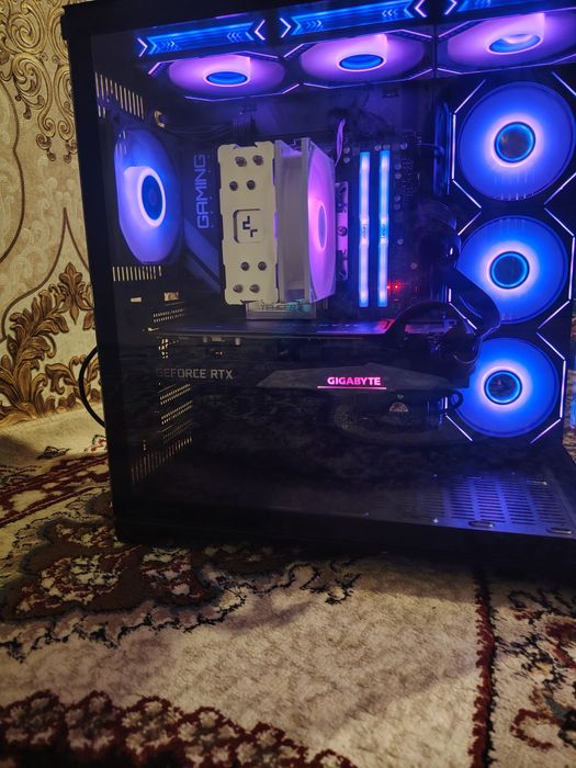 Игровой ПК Ryzen 5 7500F / RTX 3070 Gaming OC / 32 ГБ DDR5

Процессор: