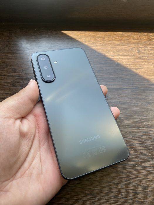 Samsung A17 в хорошем состояний