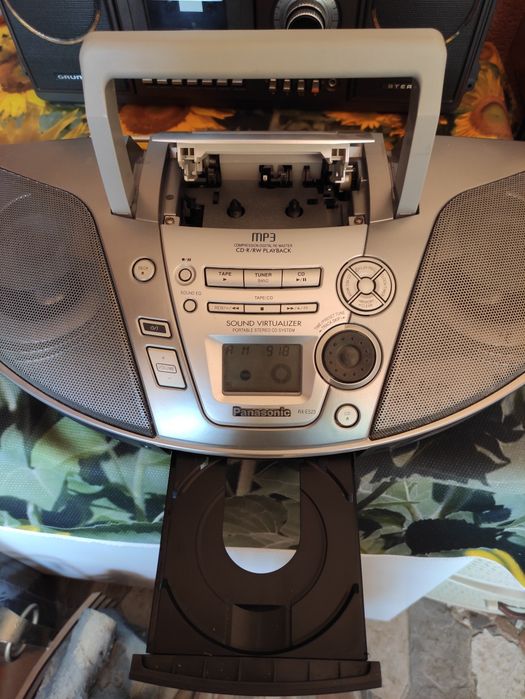Panasonic model: RX-ES23