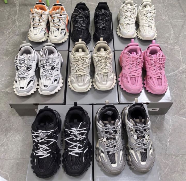 Balenciaga track led