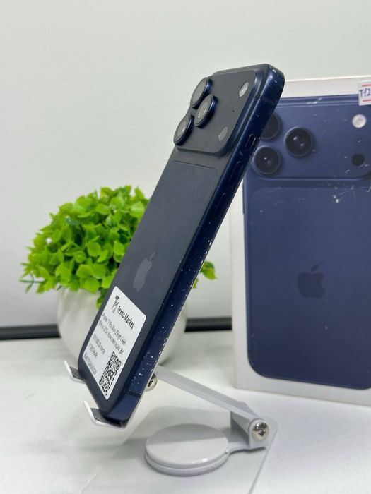 iPhone 17 Pro Max 256gb / E-Sim / Akb 99% цп 216 / ::
