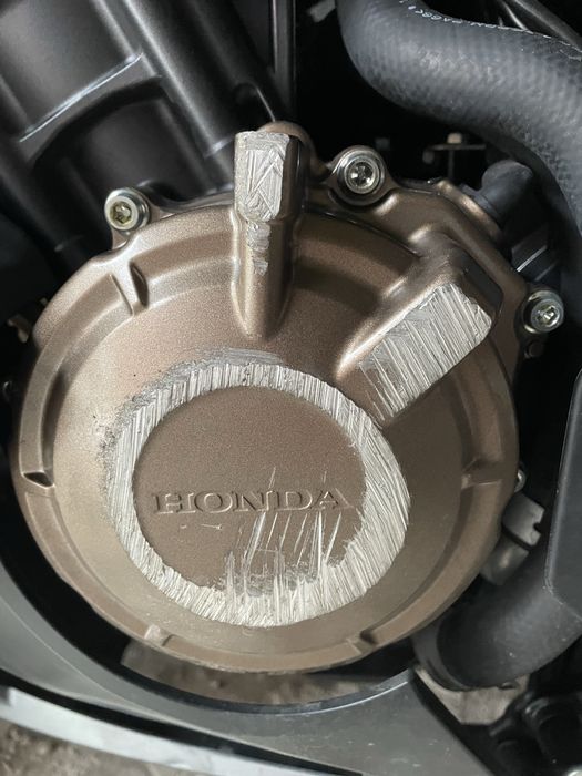 Капак алтернатор и резервоар Honda cbr 650 r