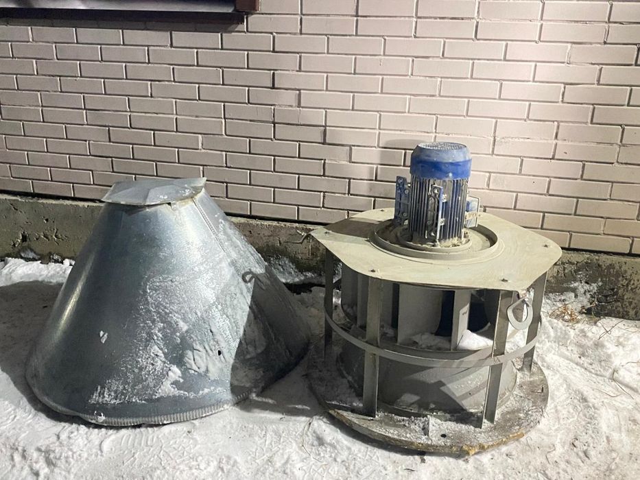 Продам   вытяжку