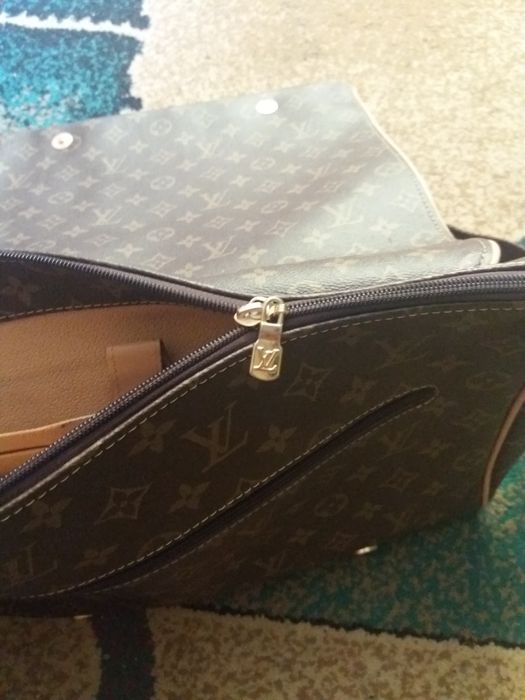 Geanta Louis Vuiiton 40x30cm