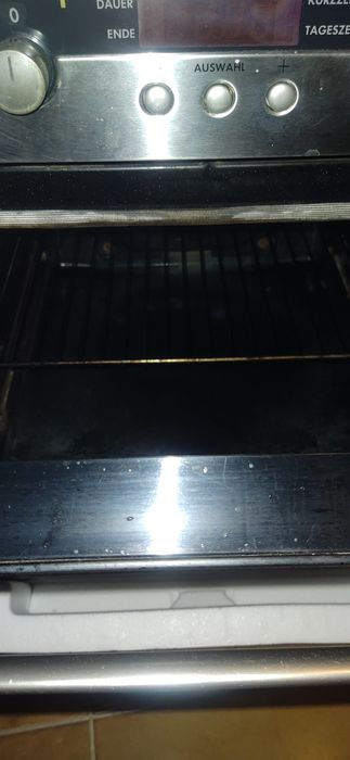 Фурна за вграждане АЕГ