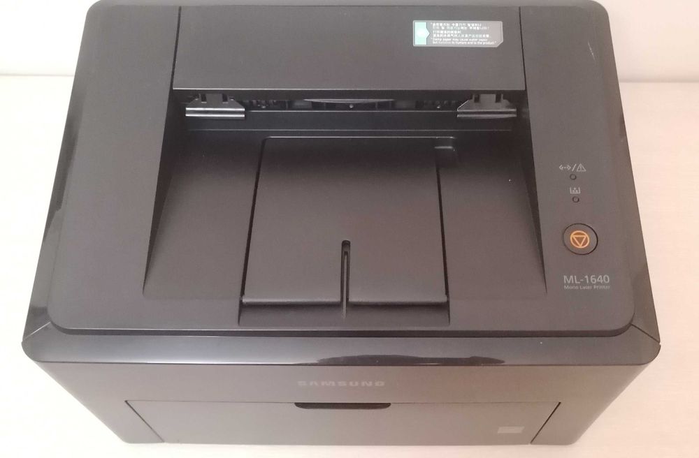 Принтер Samsung ML-1640