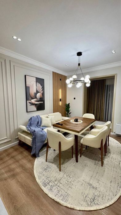 т Golden House  Мирабадский район Ор.р: Переушка мост