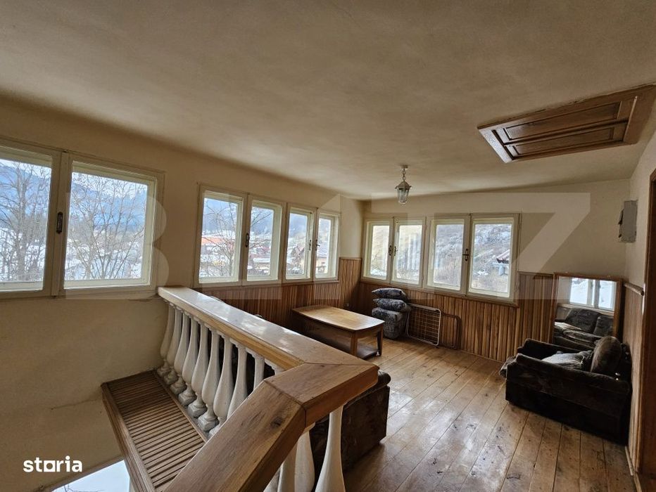 Casa la munte in Scarisoara – 286 mp, teren 2.699 mp