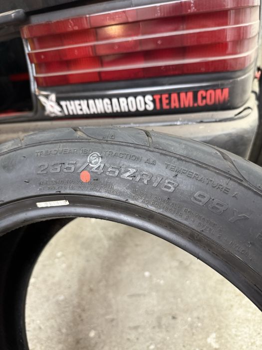 4 броя семи слик Nankang  NS-2R 235/45/18 TW180