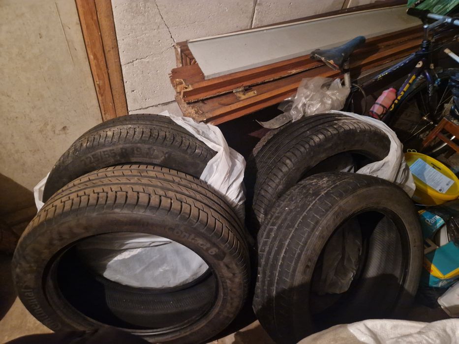 Vand anvelope de vara 225/55/r19