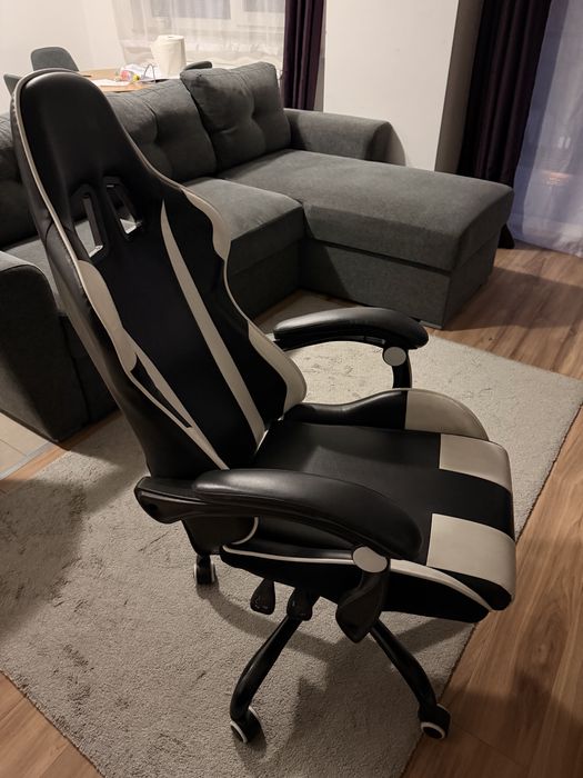 Scaun Gaming BK-WH 19, Alb/Negru – Stare Impecabilă (Ca Nou)