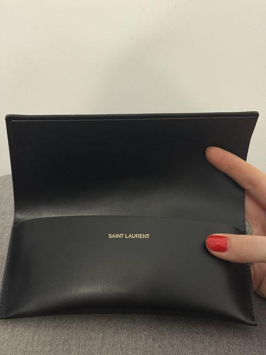 Saint Laurent SL569Y 001  Unisex