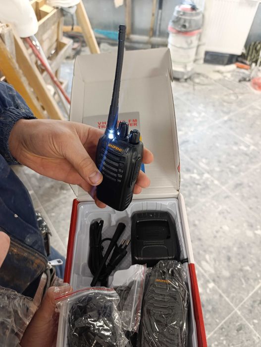 Новые рации 2 штуки