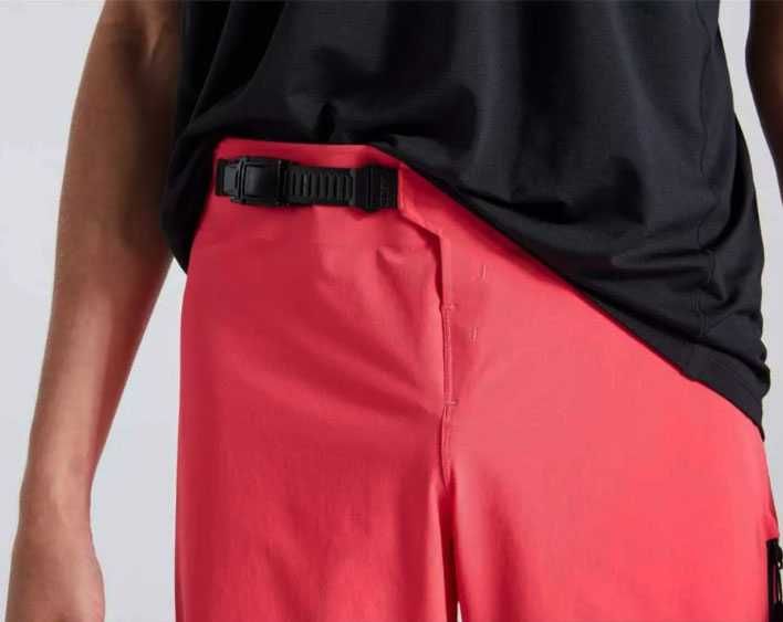 Pantaloni scurti Specialized Trail Air-Imperial Red-marime 32(barbati)