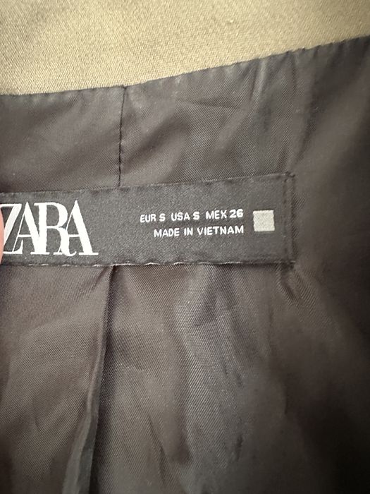 Блейзър  ZARA.