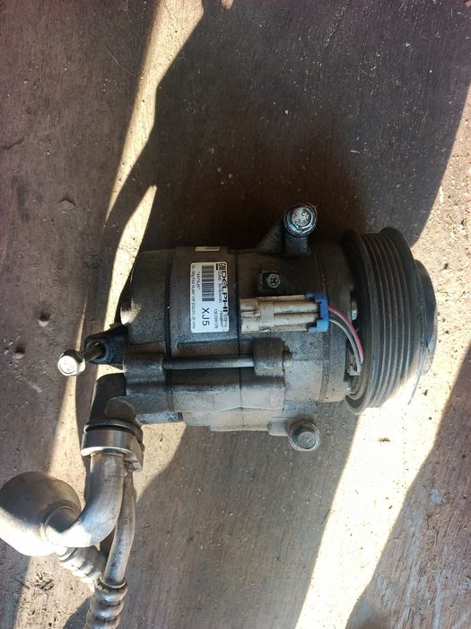 Компрессор кондиционера Шевроле Опель 1.8