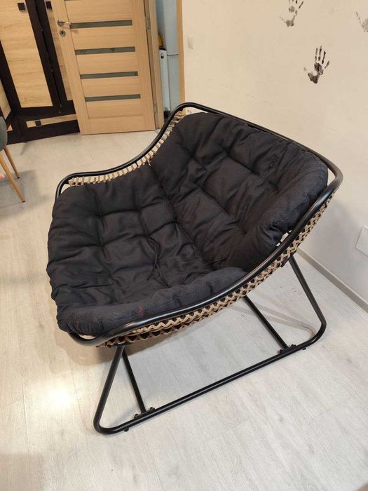 Scaun lounge / fotoliu  în stare ca nouă – confortabil și elegan