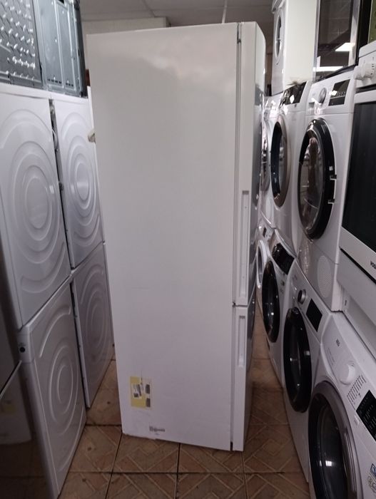 Комбиниран хладилник с фризер Сименс Siemens А+++ 2 години гаранция!