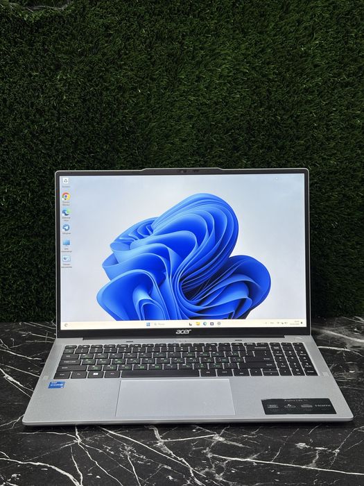 Kuchli Noutbuk Acer Lite 16