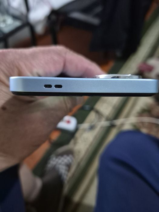 Телефон Редми в отличном состоянии.