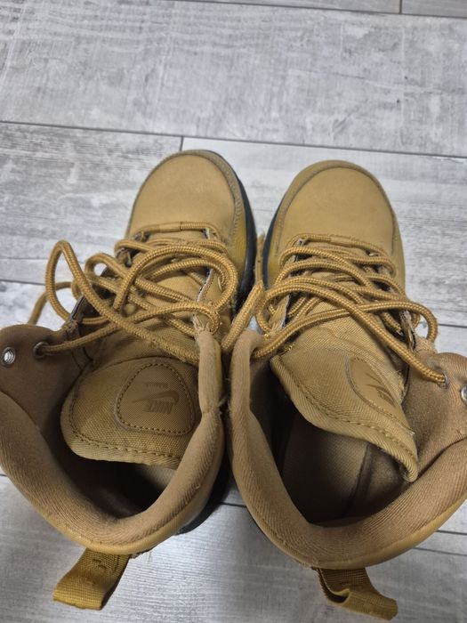 Боти Nike 36,5 номер