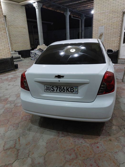 Lasetti 2012 2 pozisa