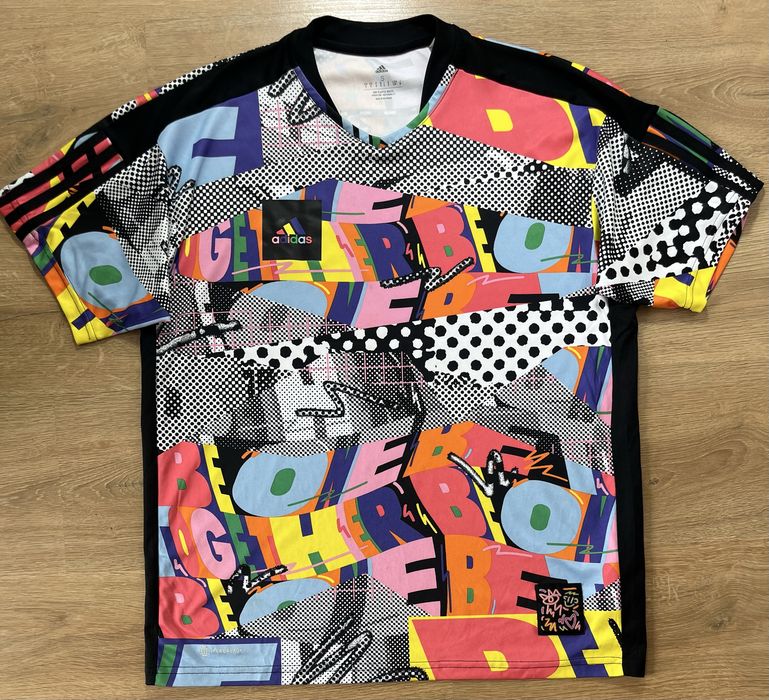 Adidas мъжка тениска размер S-M