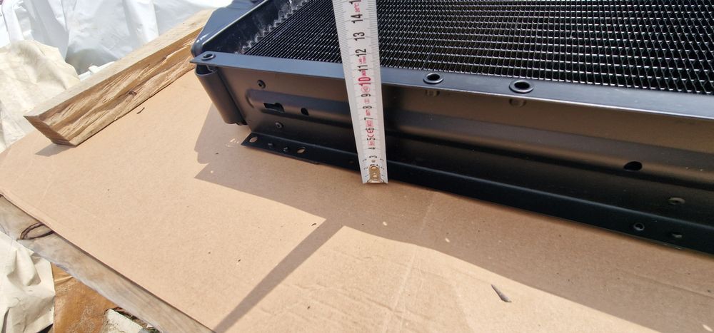 Radiator new holland td 55 td 60 td 70 td 75 td 80  td 90 Case seria AVJ 55 AVJ 60 FIAT 480BDT 640 DT FIAT 70-56 fiat