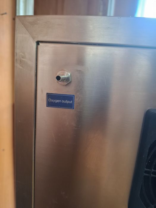 Продам Оксигенератор