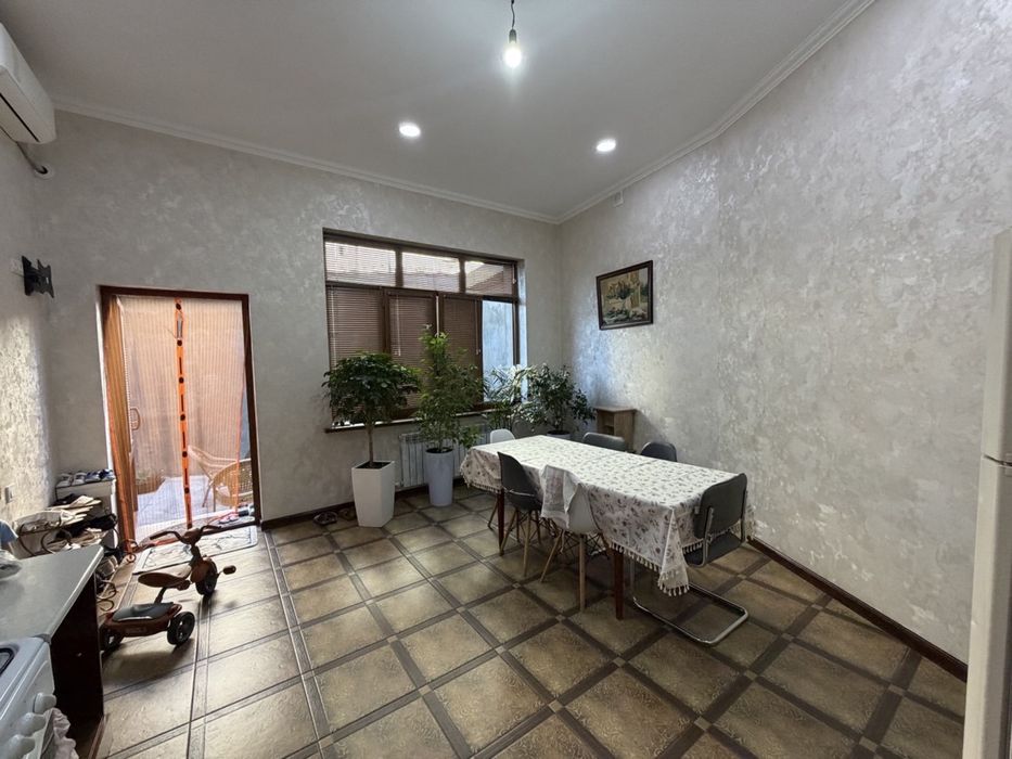 Продам дом 2.5 сот 5 комнат корасарой
