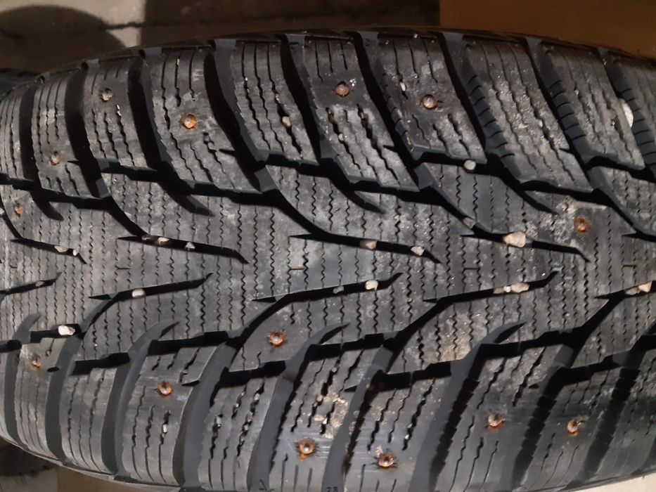 зимние шины с дисками 2 шт