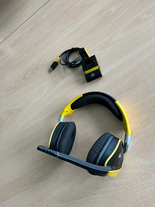 Геймърски слушалки - Corsair VOID RGB ELITE Wireless Gaming Headset