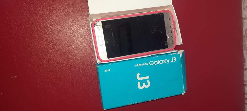 Продам телефон на запчасти