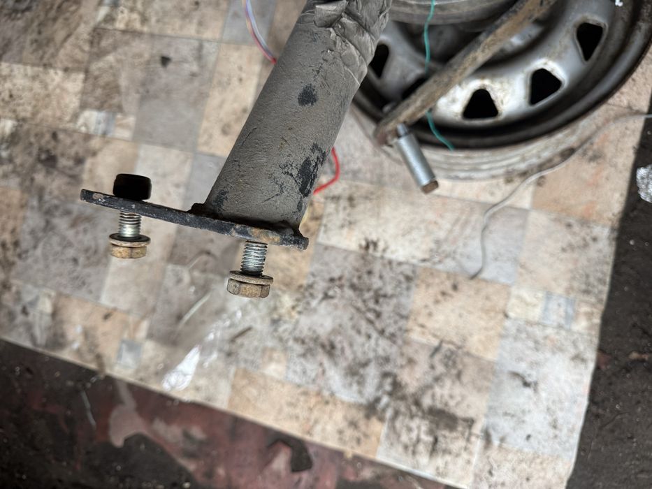 Фаркоп на ниссан альмера