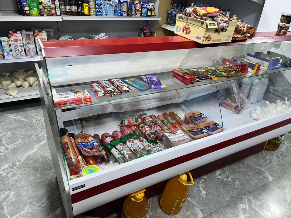 Холодильник витрина