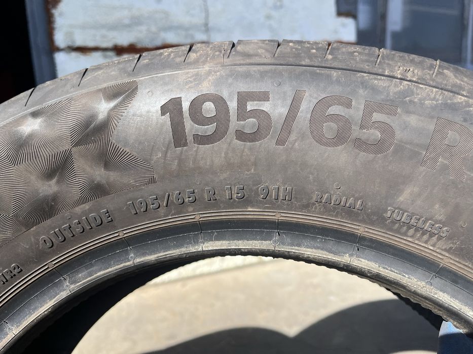 4 бр. летни гуми 195/65/15 Continental DOT 0521 5-6 mm