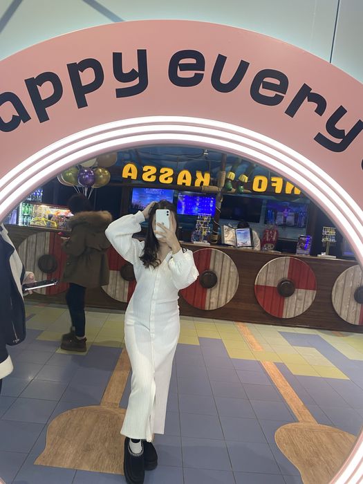 белое платье зимнее