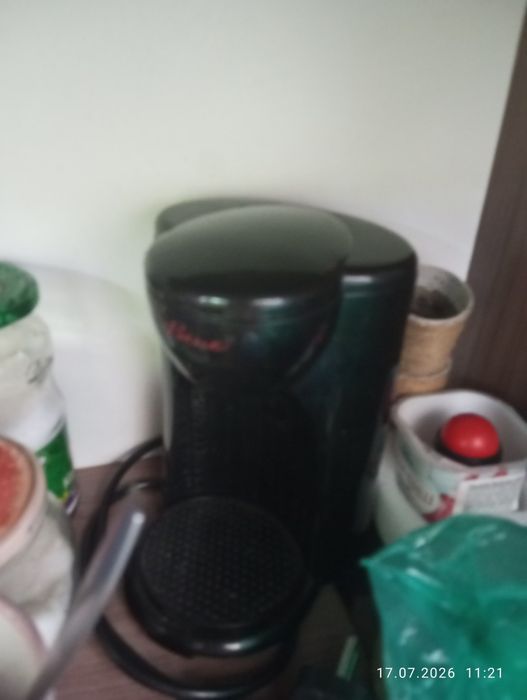 Продам кофеварку