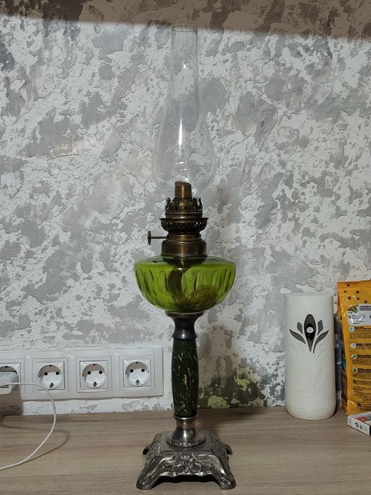 Стара газова лампа