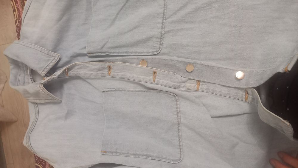 Продам рубашку джинсовую