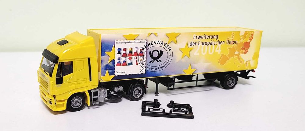 masinuta macheta camion postal Iveco Stralis  AWM nu Herpa scara 1:87