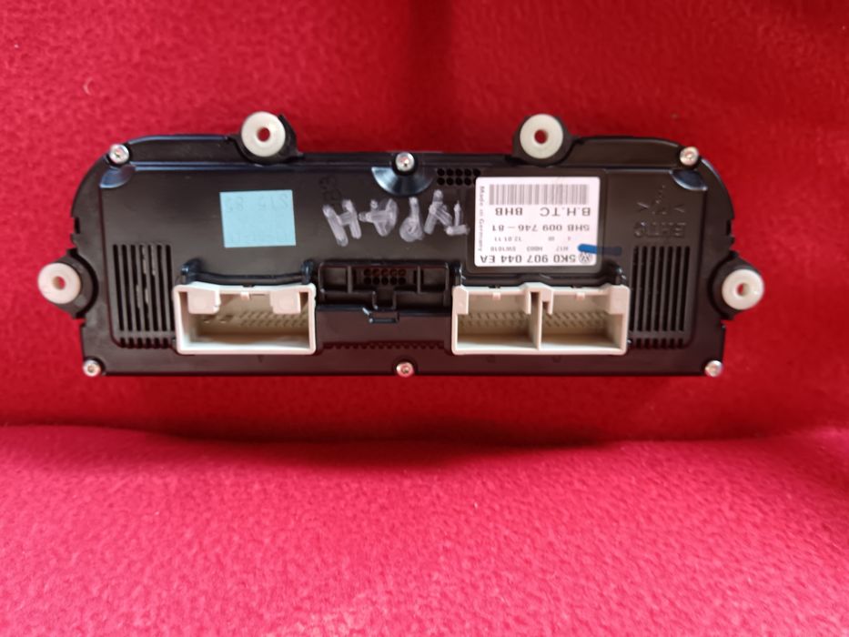 Управление климатроник за Фолксваген Пасат 7 Туран 2 / VW Passat 7 Tou