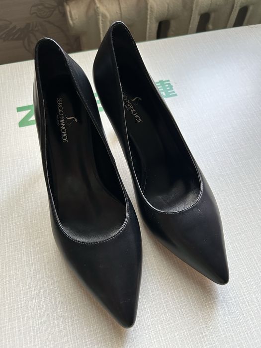 Новые туфли 38 размера