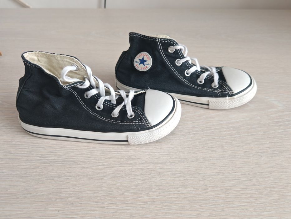 Tenesi Converse baieti, marime 26