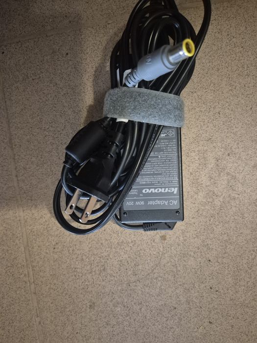 Зарядка для ноутбука Lenovo