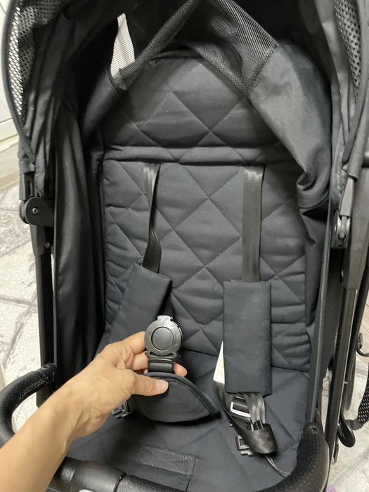 Коляска почти новая