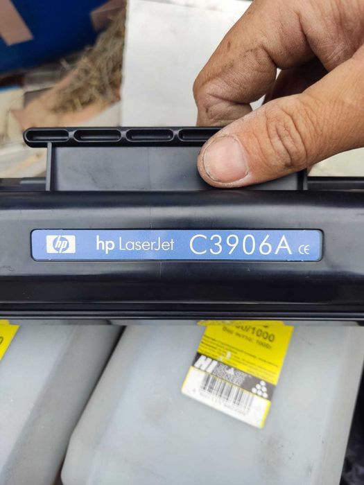 Картридж для принтера 2 вида. Б/У  недорого