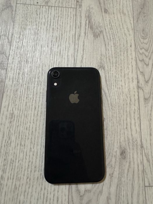 iPhone xr 128