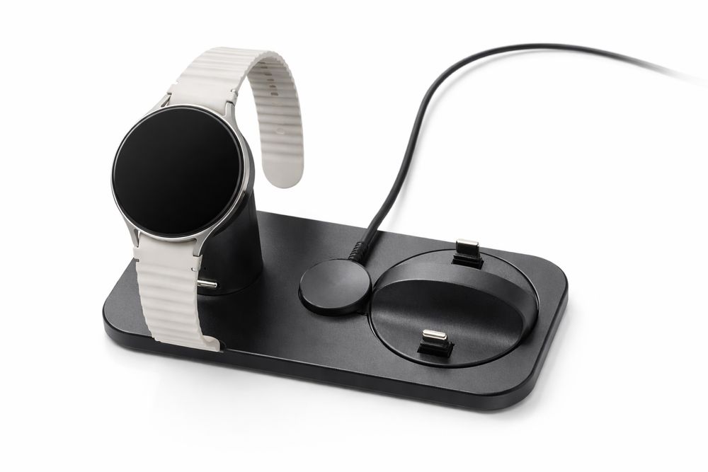 Galaxy Watch 7 LTE eSIM + 3в1 зарядна станция + пълен комплект